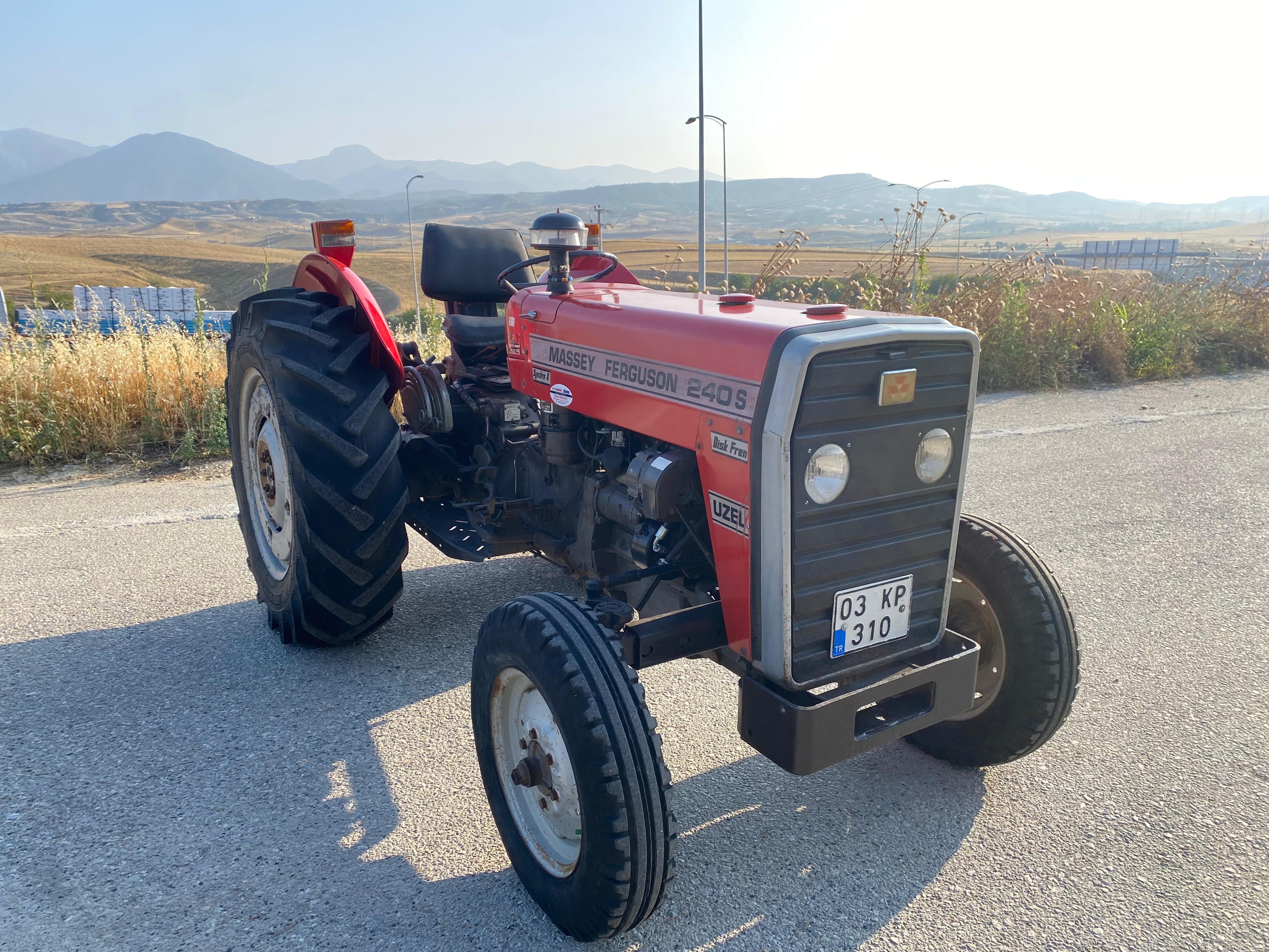 1996 240 Massey Ana Görsel